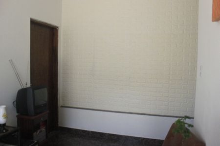 Casa à venda com 247m², 5 quartos e sem vagaSala de TV