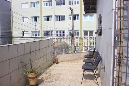 Varanda de casa à venda com 5 quartos, 247m² em Jardim Figueira, Guarulhos
