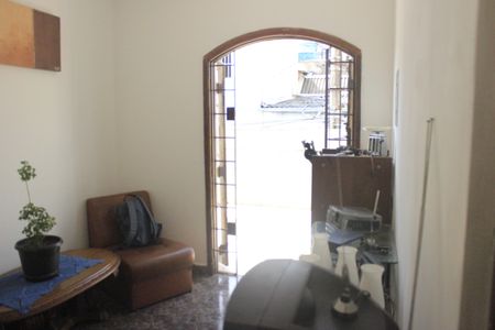 Casa à venda com 247m², 5 quartos e sem vagaSala de TV