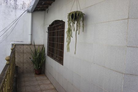 Varanda de casa à venda com 5 quartos, 247m² em Jardim Figueira, Guarulhos