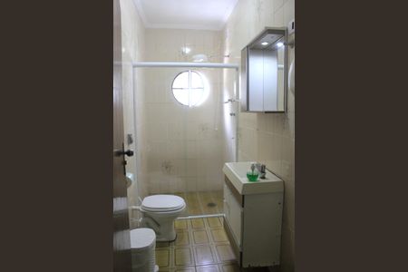 Casa à venda com 247m², 5 quartos e sem vagaBanheiro social