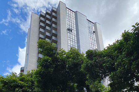 Apartamento para alugar com 49m², 1 quarto e sem vaga Apartamento para alugar com 49m², 1 quarto e sem vagaFachada