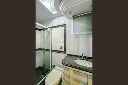 Apartamento à venda com 360m², 4 quartos e 6 vagasBanheiro da Suíte