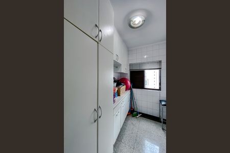 Apartamento à venda com 360m², 4 quartos e 6 vagasQuarto de Serviço