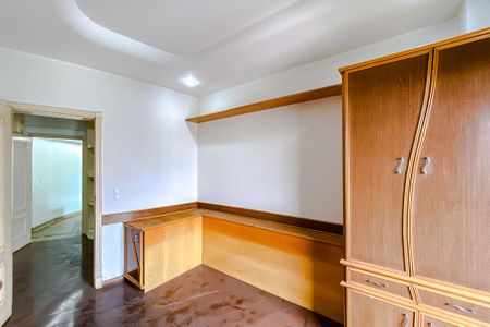 Apartamento à venda com 360m², 4 quartos e 6 vagasQuarto 2 - Suíte