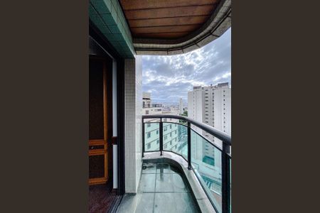 Apartamento à venda com 360m², 4 quartos e 6 vagasVaranda da Suíte