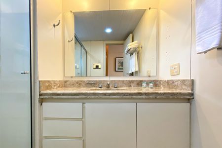 Apartamento para alugar com 1 quarto, 42m² em Savassi, Belo Horizonte