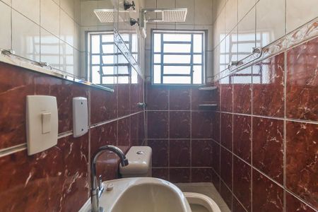 Banheiro da Suíte de casa para alugar com 2 quartos, 114m² em Vila Natal, Mogi das Cruzes