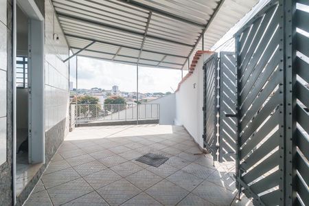 Casa para alugar com 114m², 2 quartos e 1 vaga Casa para alugar com 114m², 2 quartos e 1 vagaGaragem