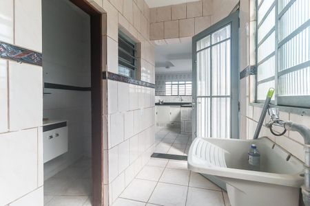 Casa para alugar com 114m², 2 quartos e 1 vaga Casa para alugar com 114m², 2 quartos e 1 vagaÁrea de Serviço