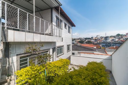 Casa para alugar com 114m², 2 quartos e 1 vaga Casa para alugar com 114m², 2 quartos e 1 vagaQuintal