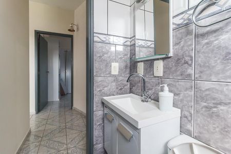 Casa para alugar com 114m², 2 quartos e 1 vaga Casa para alugar com 114m², 2 quartos e 1 vagaBanheiro