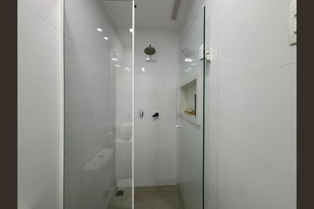 Apartamento à venda com 105m², 3 quartos e 1 vagaSuíte - banheiro