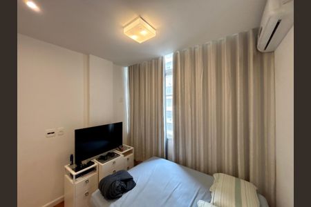 Apartamento à venda com 105m², 3 quartos e 1 vagaQuarto 2