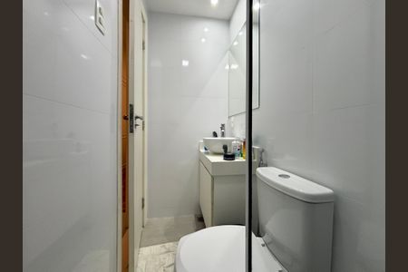 Apartamento à venda com 105m², 3 quartos e 1 vagaSuíte - banheiro