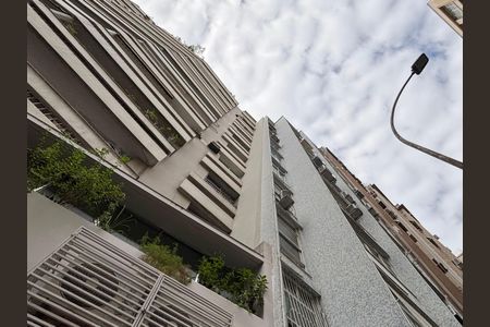 Apartamento à venda com 105m², 3 quartos e 1 vagaFachada