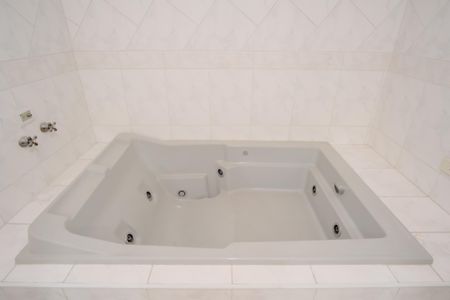 Casa à venda com 275m², 2 quartos e 1 vagaBanheiro