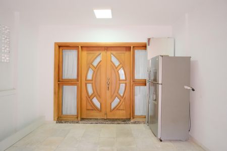 Casa à venda com 275m², 2 quartos e 1 vagaGaragem
