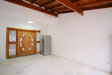 Casa à venda com 275m², 2 quartos e 1 vagaGaragem