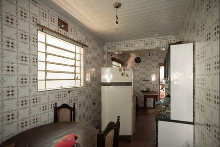 Casa à venda com 232m², 3 quartos e 1 vagaCozinha