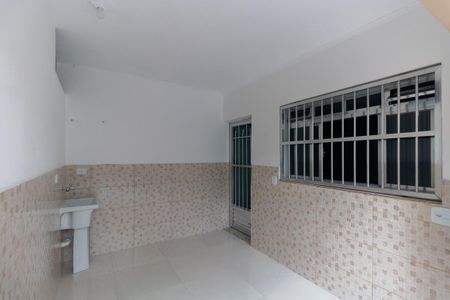 Casa para alugar com 60m², 1 quarto e 1 vagaÁrea de Serviço