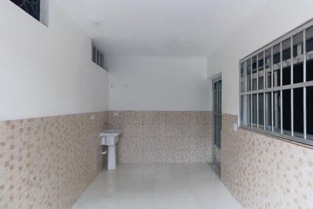 Casa para alugar com 60m², 1 quarto e 1 vagaÁrea de Serviço