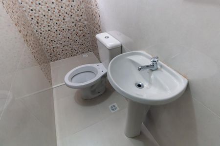 Casa para alugar com 60m², 1 quarto e 1 vagaBanheiro