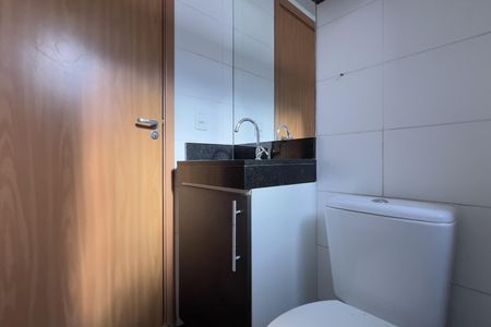 Apartamento para alugar com 46m², 2 quartos e 1 vaga Apartamento para alugar com 46m², 2 quartos e 1 vagaBanheiro