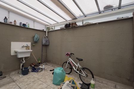 Apartamento para alugar com 46m², 2 quartos e 1 vaga Apartamento para alugar com 46m², 2 quartos e 1 vagaCozinha e Área de Serviço