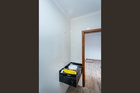 Casa à venda com 140m², 3 quartos e 2 vagasBanheiro suite