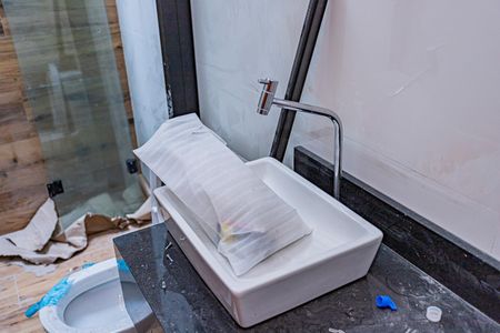 Casa à venda com 140m², 3 quartos e 2 vagasBanheiro