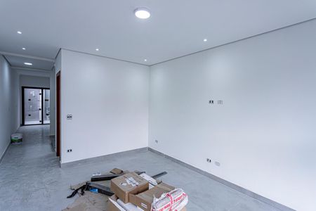 Casa à venda com 140m², 3 quartos e 2 vagasSala