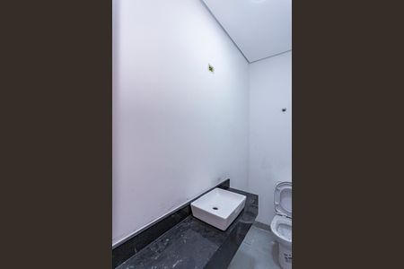 Casa à venda com 140m², 3 quartos e 2 vagasLavabo