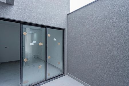 Casa à venda com 140m², 3 quartos e 2 vagasÁrea de serviço e quintal