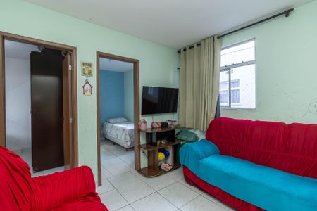 Sala de apartamento à venda com 2 quartos, 45m² em Heliópolis, Belo Horizonte