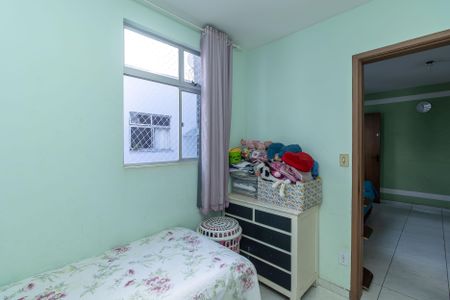 Quarto 2 de apartamento à venda com 2 quartos, 45m² em Heliópolis, Belo Horizonte