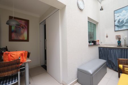 Casa de condomínio à venda com 142m², 3 quartos e 4 vagasLazer