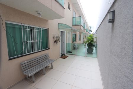 Casa de condomínio à venda com 142m², 3 quartos e 4 vagasJardim de Inverno