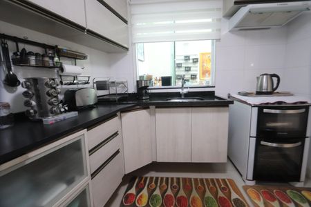 Casa de condomínio à venda com 142m², 3 quartos e 4 vagasCozinha