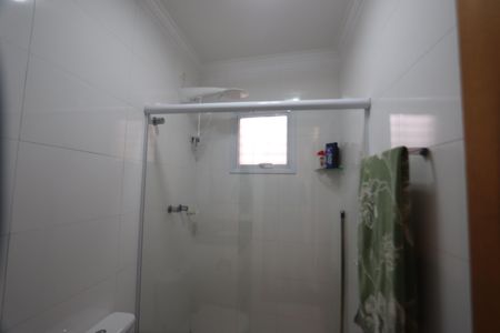 Casa de condomínio à venda com 142m², 3 quartos e 4 vagasBanheiro Social