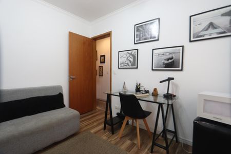 Casa de condomínio à venda com 142m², 3 quartos e 4 vagasQuarto 2