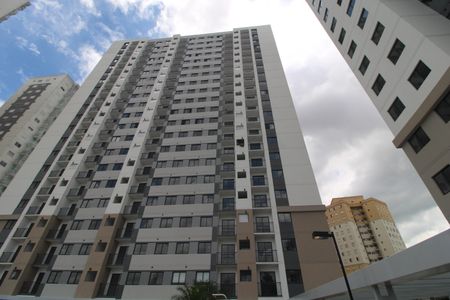 Apartamento para alugar com 58m², 2 quartos e 1 vagaFachada