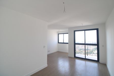 Sala de apartamento para alugar com 2 quartos, 58m² em Campininha, São Paulo