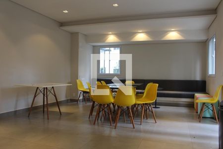 Apartamento para alugar com 36m², 2 quartos e sem vagaÁrea comum - Salão de festas