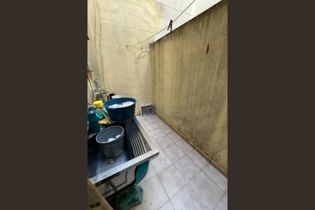 Apartamento à venda com 100m², 2 quartos e 1 vagaÁrea de Serviço 2