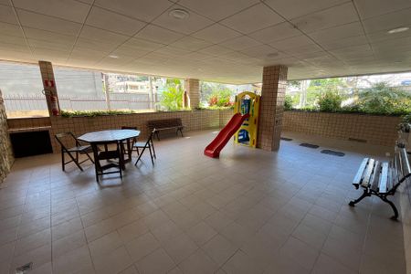 Apartamento à venda com 100m², 2 quartos e 1 vagaÁrea comum