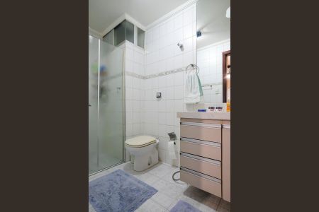 Apartamento à venda com 78m², 2 quartos e 1 vagaBanheiro da suíte