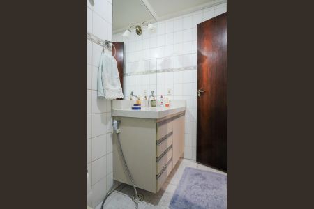 Apartamento à venda com 78m², 2 quartos e 1 vagaBanheiro da suíte