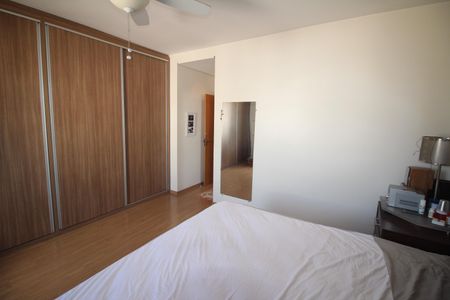Apartamento à venda com 109m², 3 quartos e 4 vagasQuarto 1