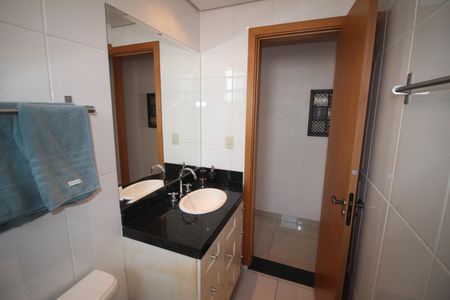 Apartamento à venda com 109m², 3 quartos e 4 vagasBanheiro